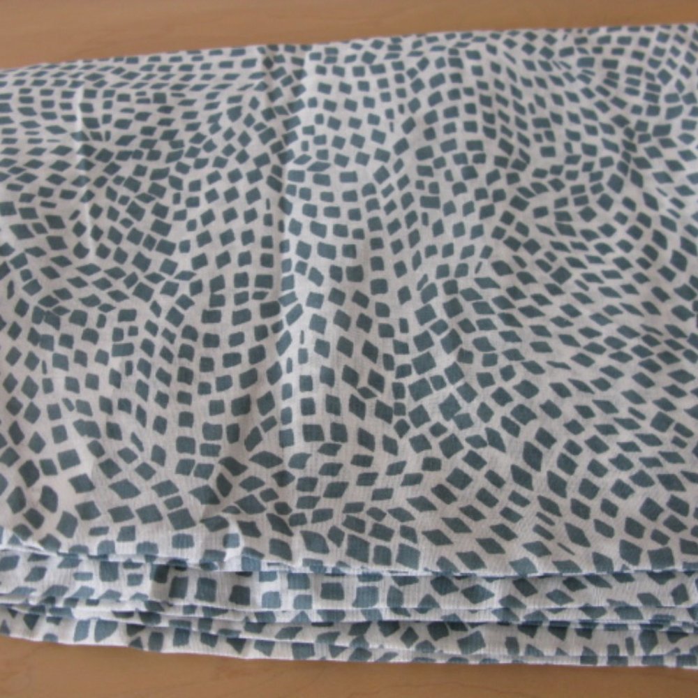 Ikea set of 2 Queens Sized pillow shams BNNU